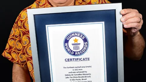 夜幕下加时赛点球决战胜报